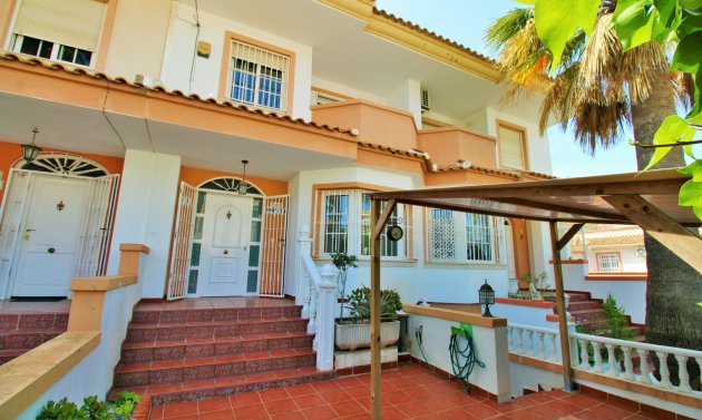 Townhouse - Resale - Villamartín -
                Villamartin