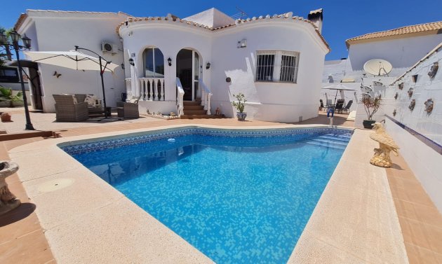 Villa - Återförsäljning - Orihuela Costa -
                La Florida