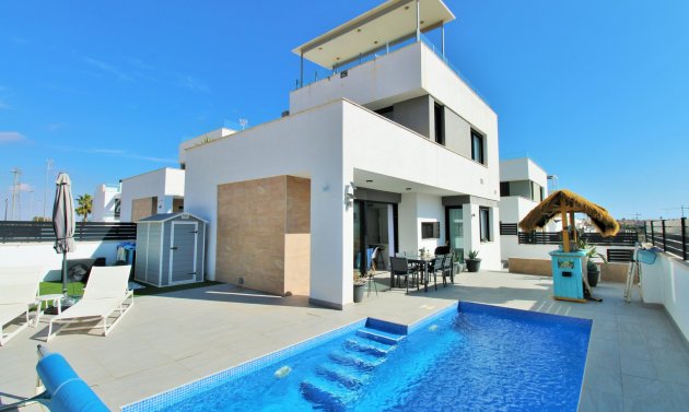 Villa - Återförsäljning - Villamartín - Villamartin