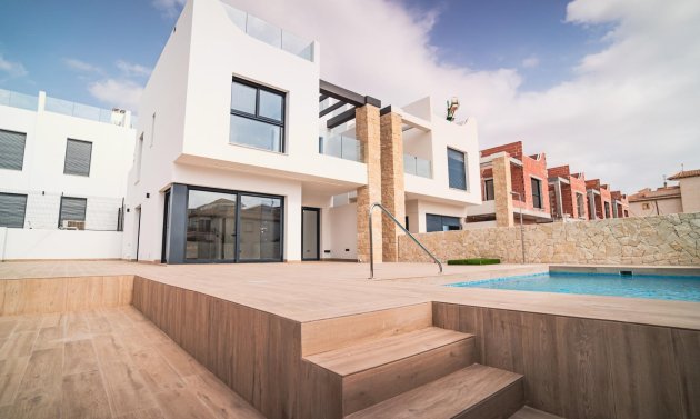 Villa - Neue Gebäude - Orihuela Costa -
                Punta Prima