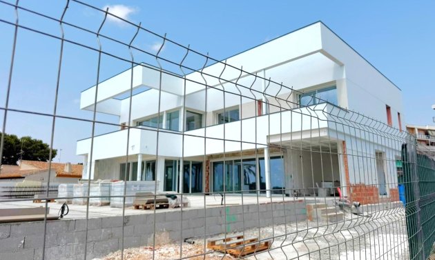 Villa - New Build - Orihuela Costa - Punta Prima