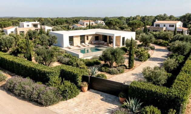 Villa - Obra nueva - Aspe -
                urbanizaciones