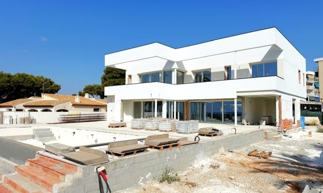 Villa - Obra nueva - Orihuela Costa - Punta Prima