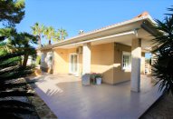 Villa - Reventa -
                Orihuela Costa - B-007