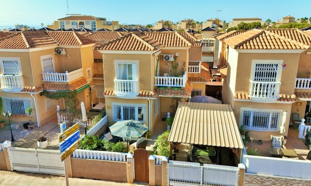 Villa - Reventa - Playa Flamenca -
                Playa Flamenca