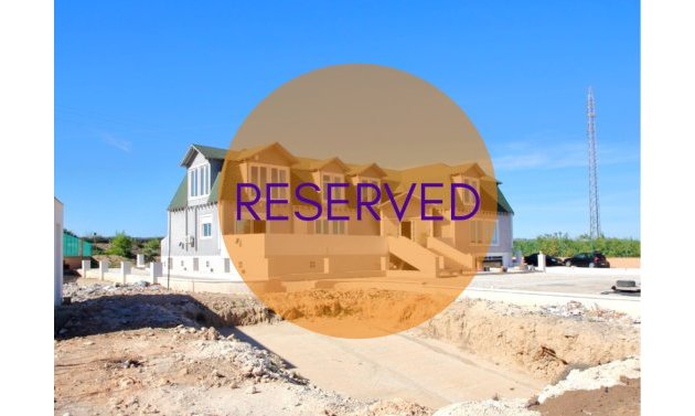 Villa - Reventa - San Miguel de Salinas -
                San Miguel de Salinas