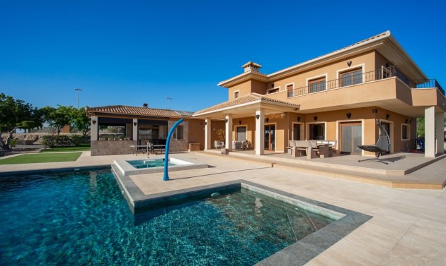 Villa - Reventa - Torremendo -
                Torremendo