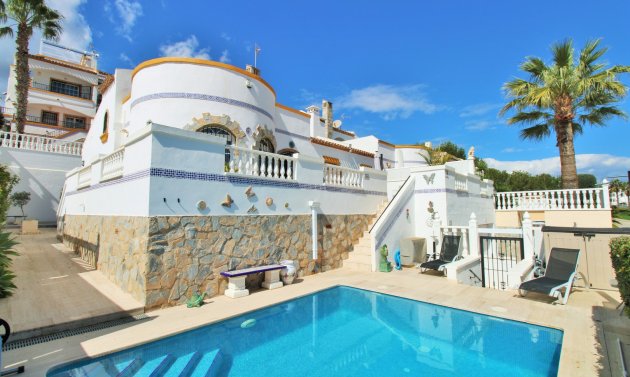 Villa - Wiederverkauf - Villamartín - Los Dolses