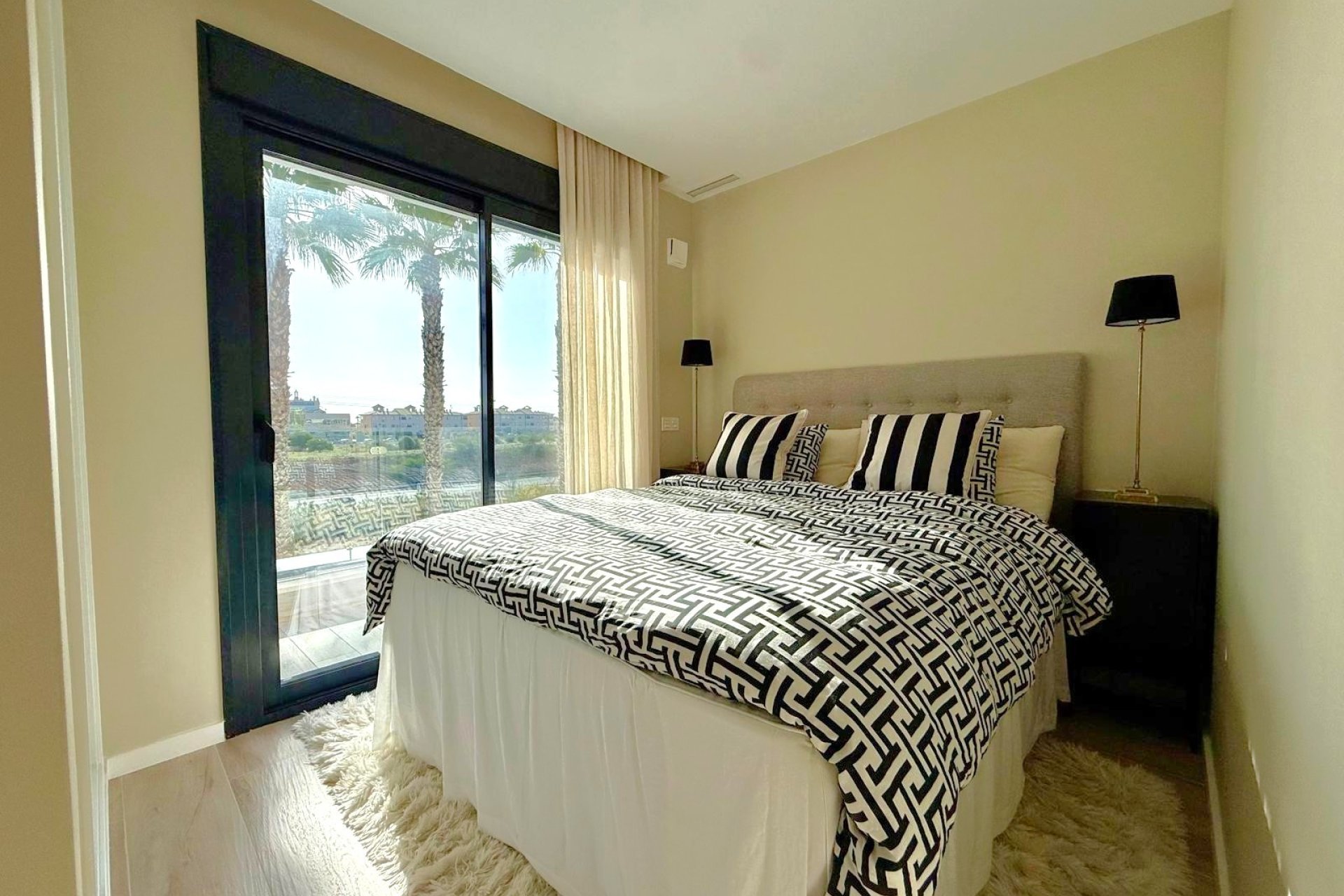 Wiederverkauf - Detached Villa -
Orihuela Costa - Lomas de Cabo Roig