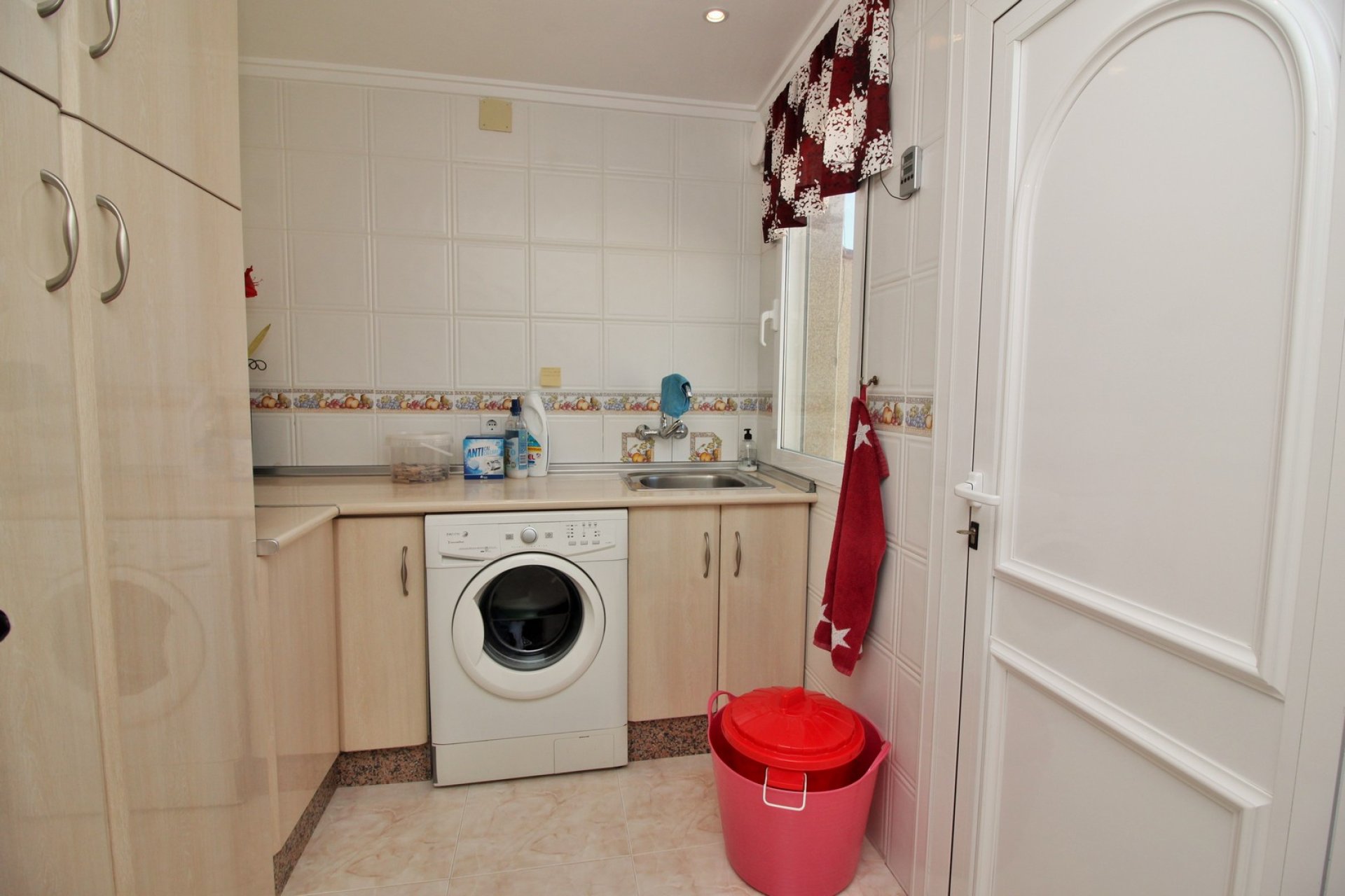 Wiederverkauf - Detached Villa -
Torrevieja - La Siesta