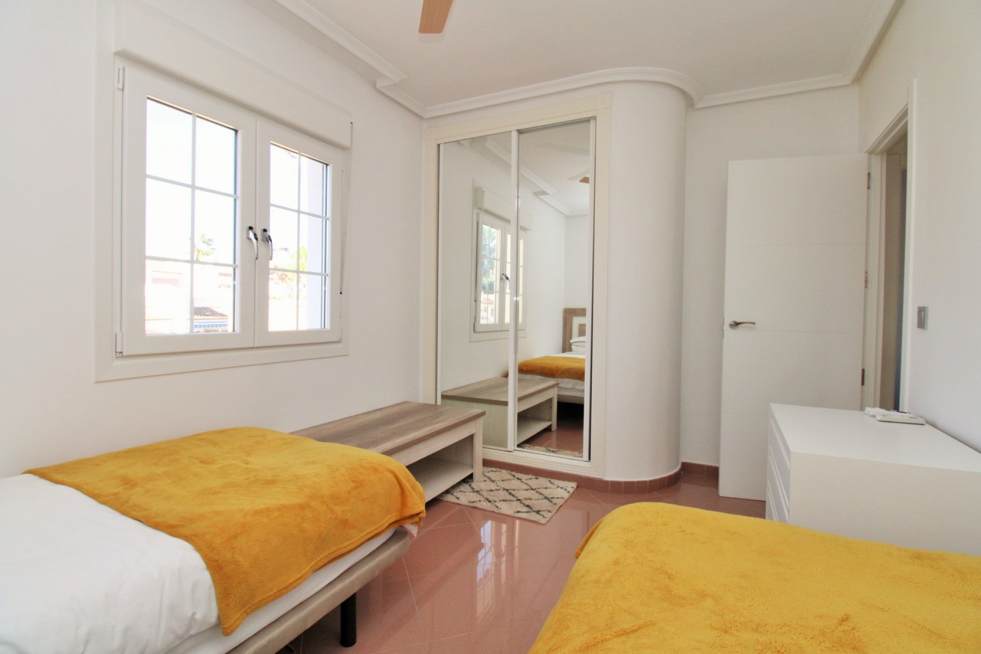 Wiederverkauf - Detached Villa -
Villamartín - Los Dolses