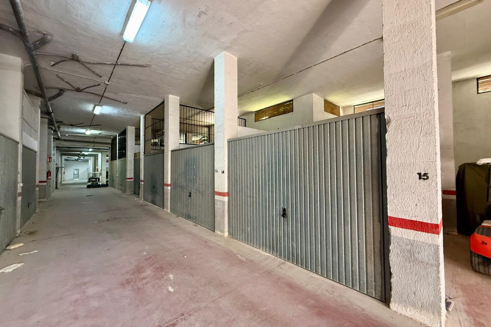 Wiederverkauf - Garage -
Villamartin