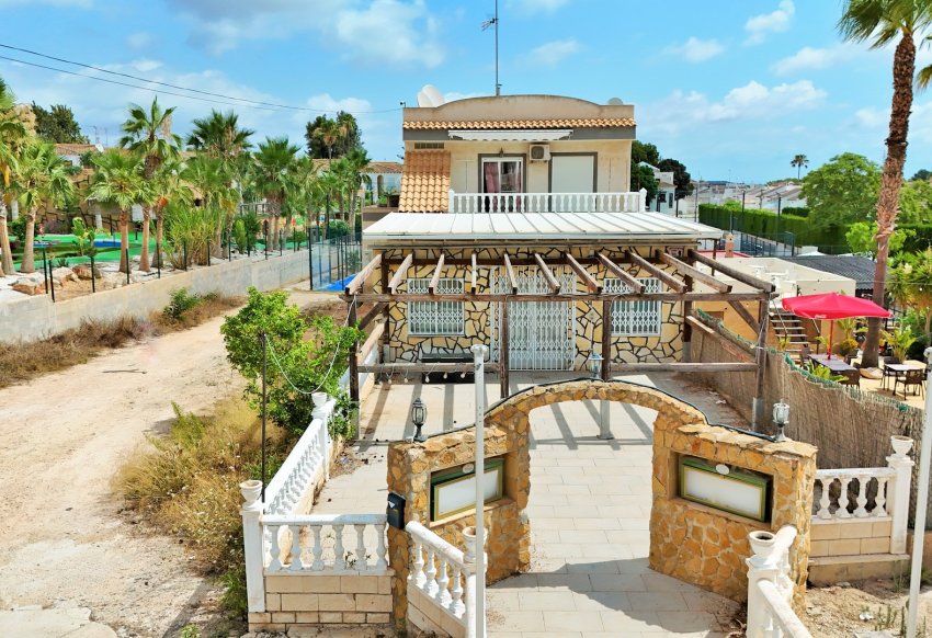 Wiederverkauf - Kommerziell -
Villamartín - Villamartin