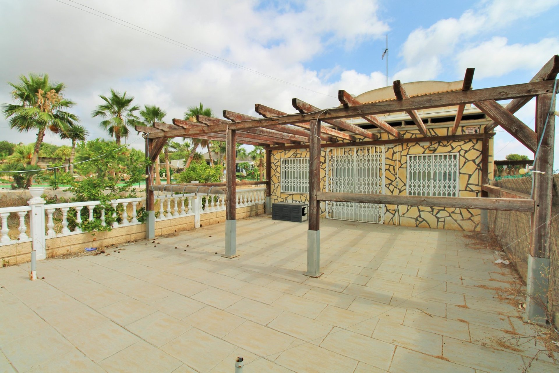 Wiederverkauf - Kommerziell -
Villamartín - Villamartin