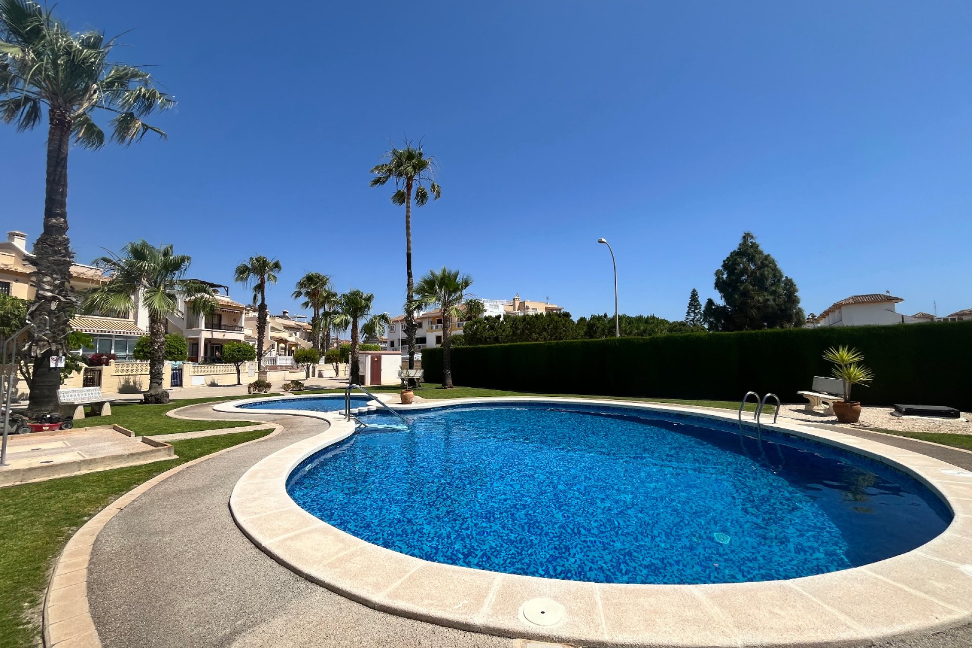 Wiederverkauf - Quad House -
Playa Flamenca - Jumilla