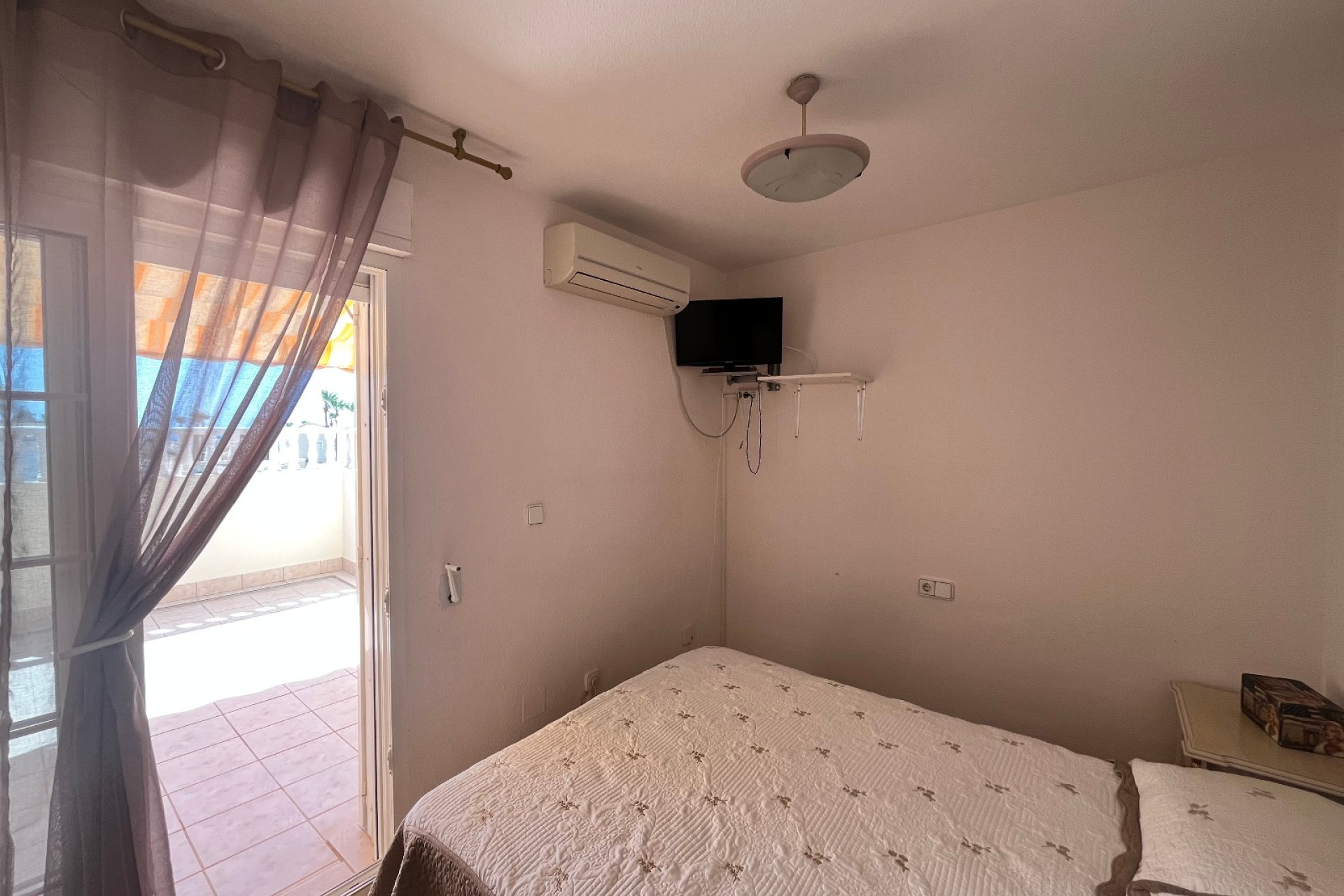 Wiederverkauf - Quad House -
Playa Flamenca - Jumilla