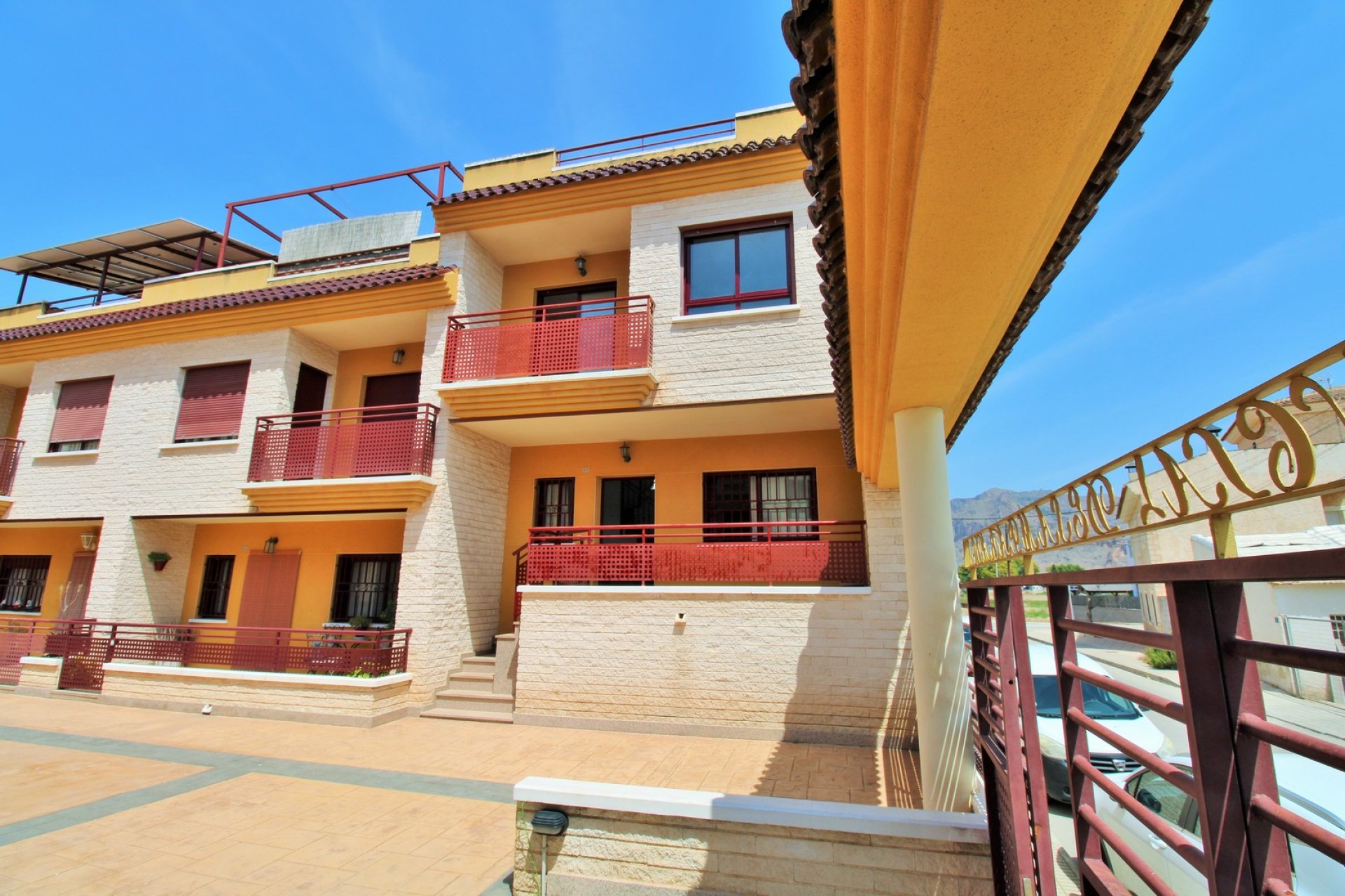 Wiederverkauf - Semi Detached House -
Orihuela - Los Desamparados