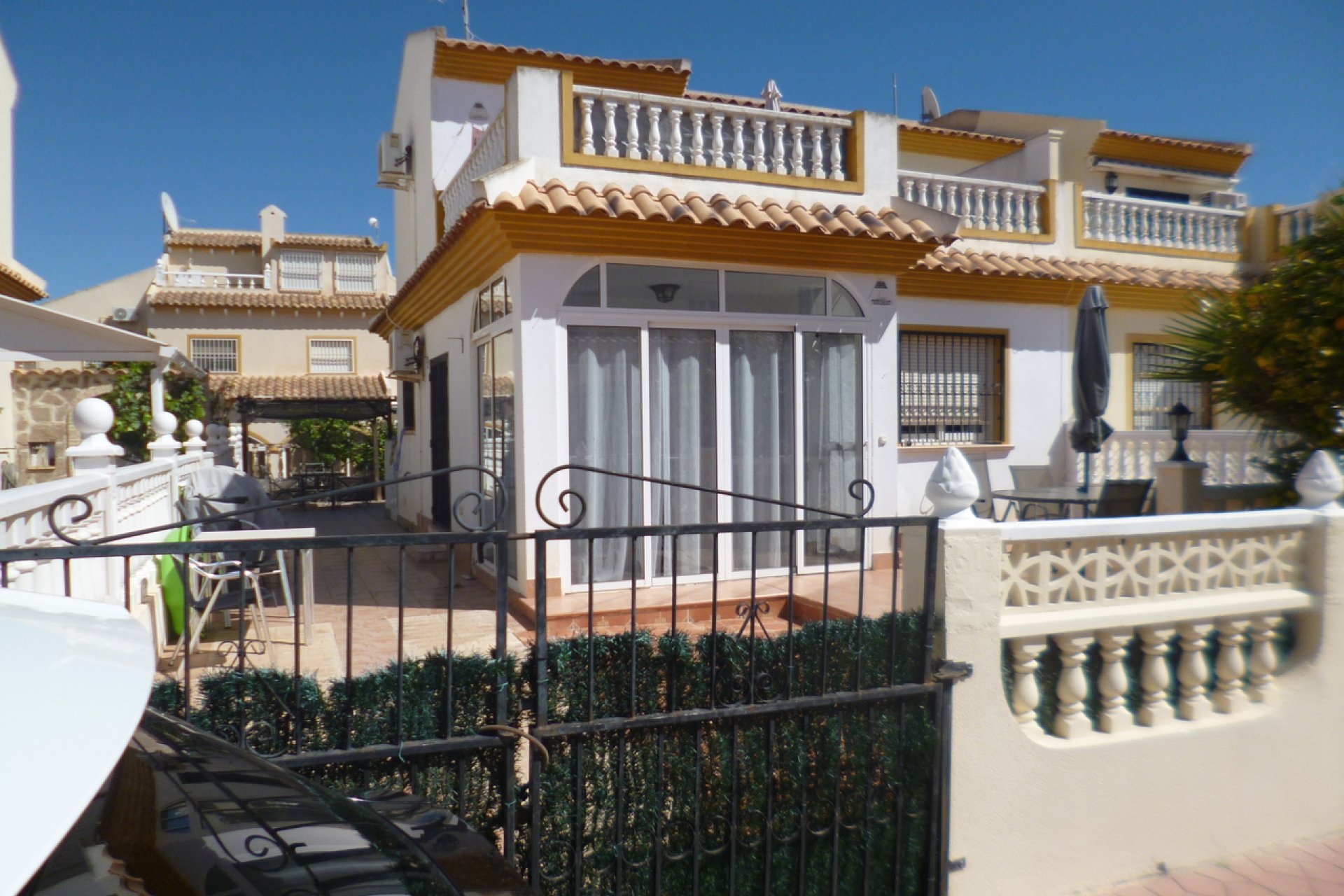 Wiederverkauf - Semi Detached Villa -
Playa Flamenca