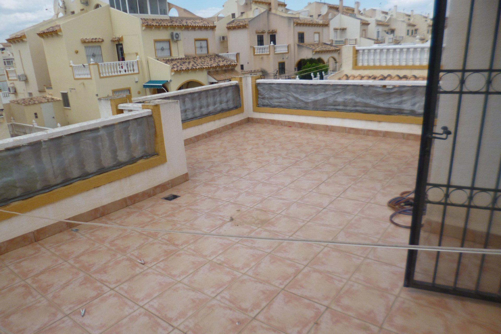 Wiederverkauf - Semi Detached Villa -
Playa Flamenca