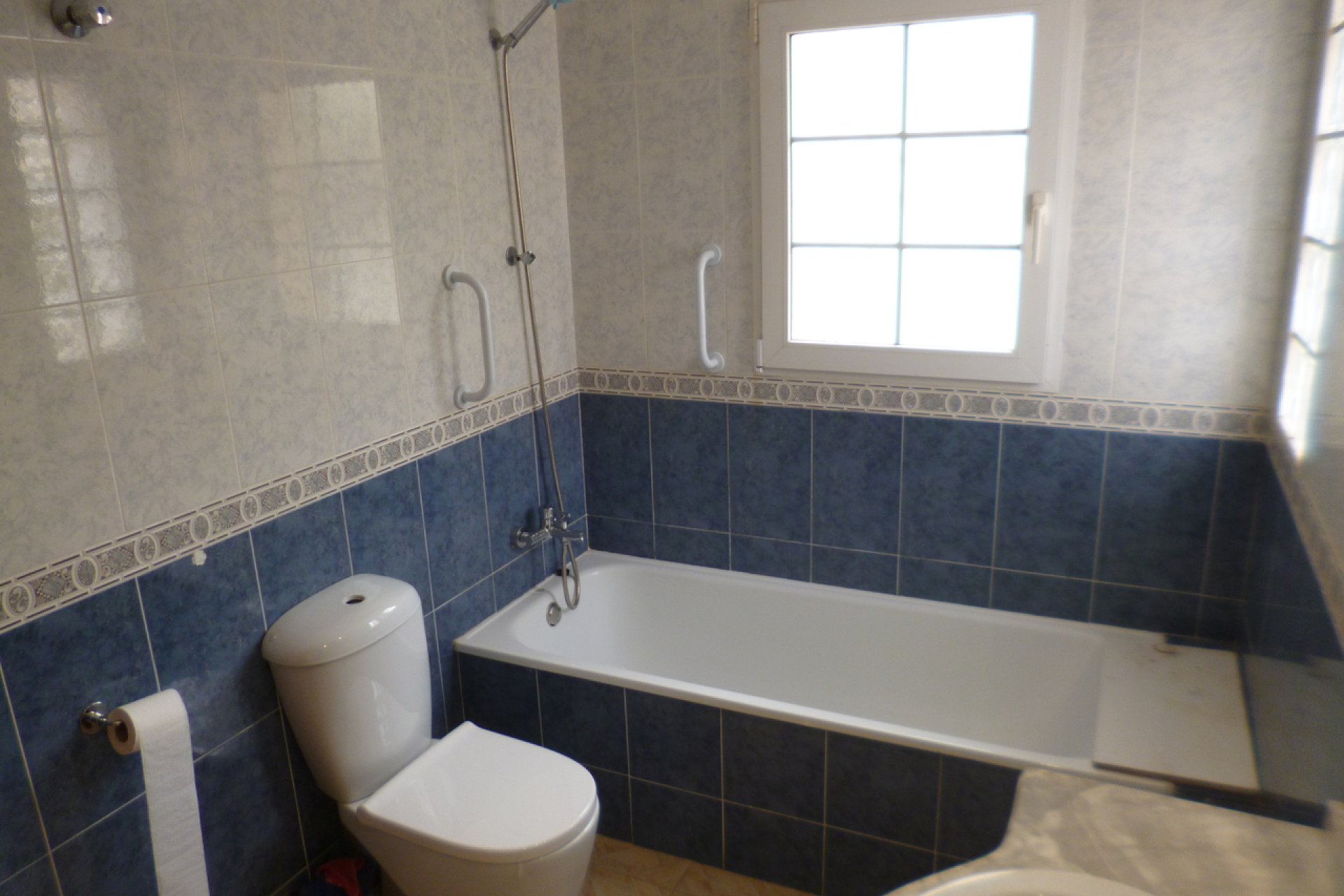 Wiederverkauf - Semi Detached Villa -
Playa Flamenca