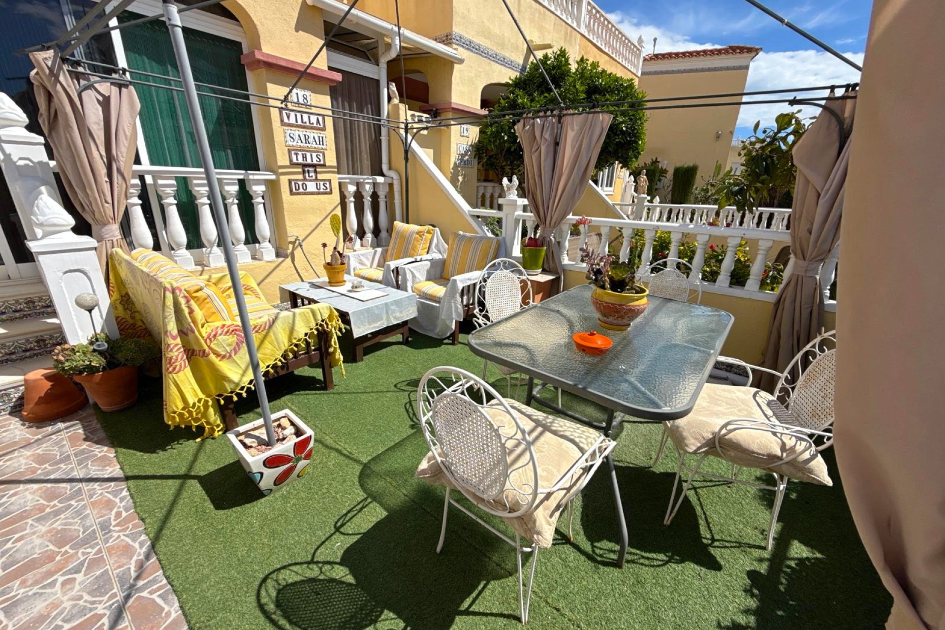 Wiederverkauf - Stadthaus -
Cabo Roig>La Regia