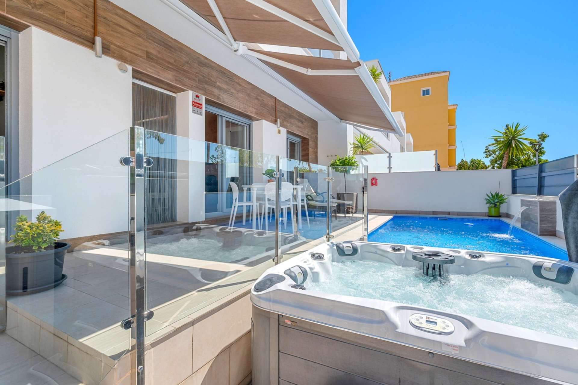 Wiederverkauf - Stadthaus -
Formentera del Segura