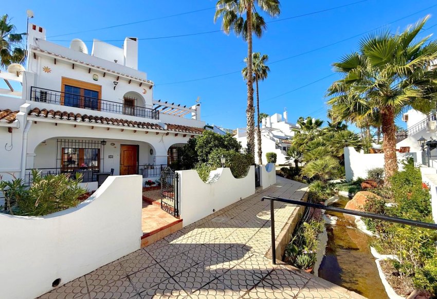 Wiederverkauf - Stadthaus -
Orihuela Costa - Villamartín