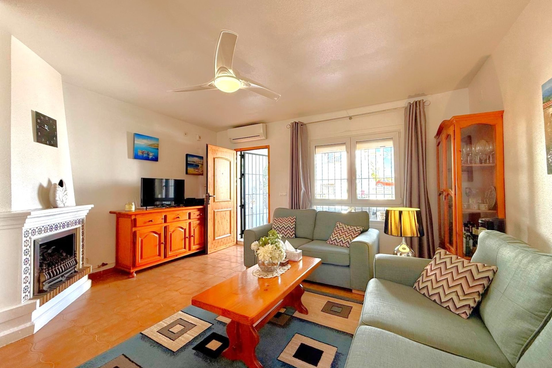 Wiederverkauf - Stadthaus -
Orihuela Costa - Villamartín