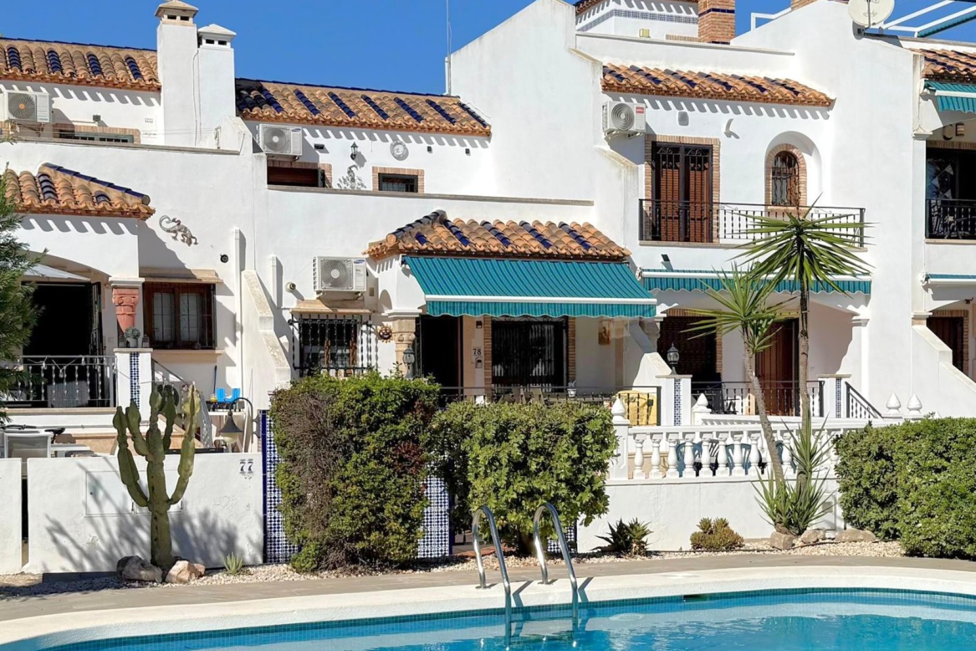 Wiederverkauf - Stadthaus -
Orihuela Costa - Villamartín