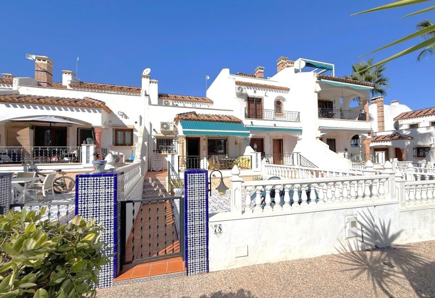 Wiederverkauf - Stadthaus -
Orihuela Costa - Villamartín