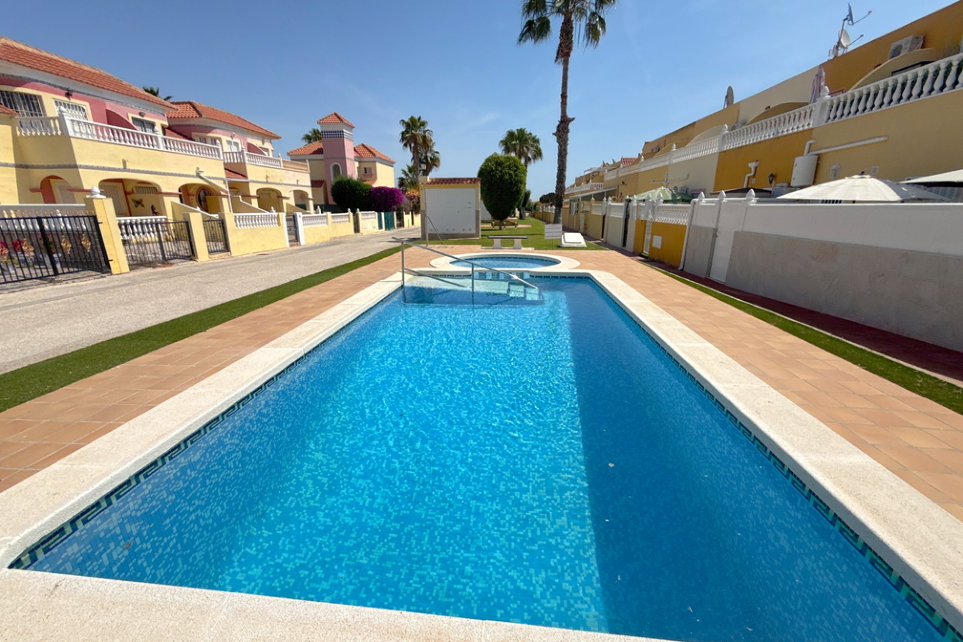 Wiederverkauf - Villa -
Cabo Roig - Cabo Roig>La Regia