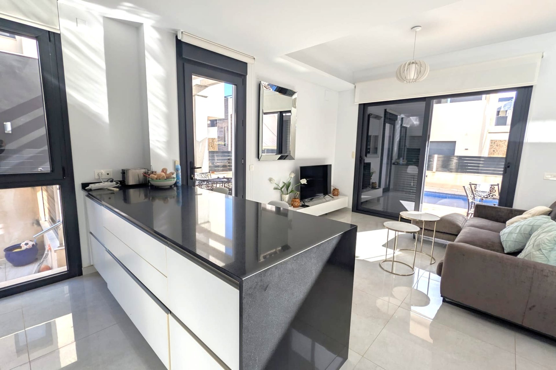 Wiederverkauf - Villa -
Cabo Roig - Lomas de Cabo Roig