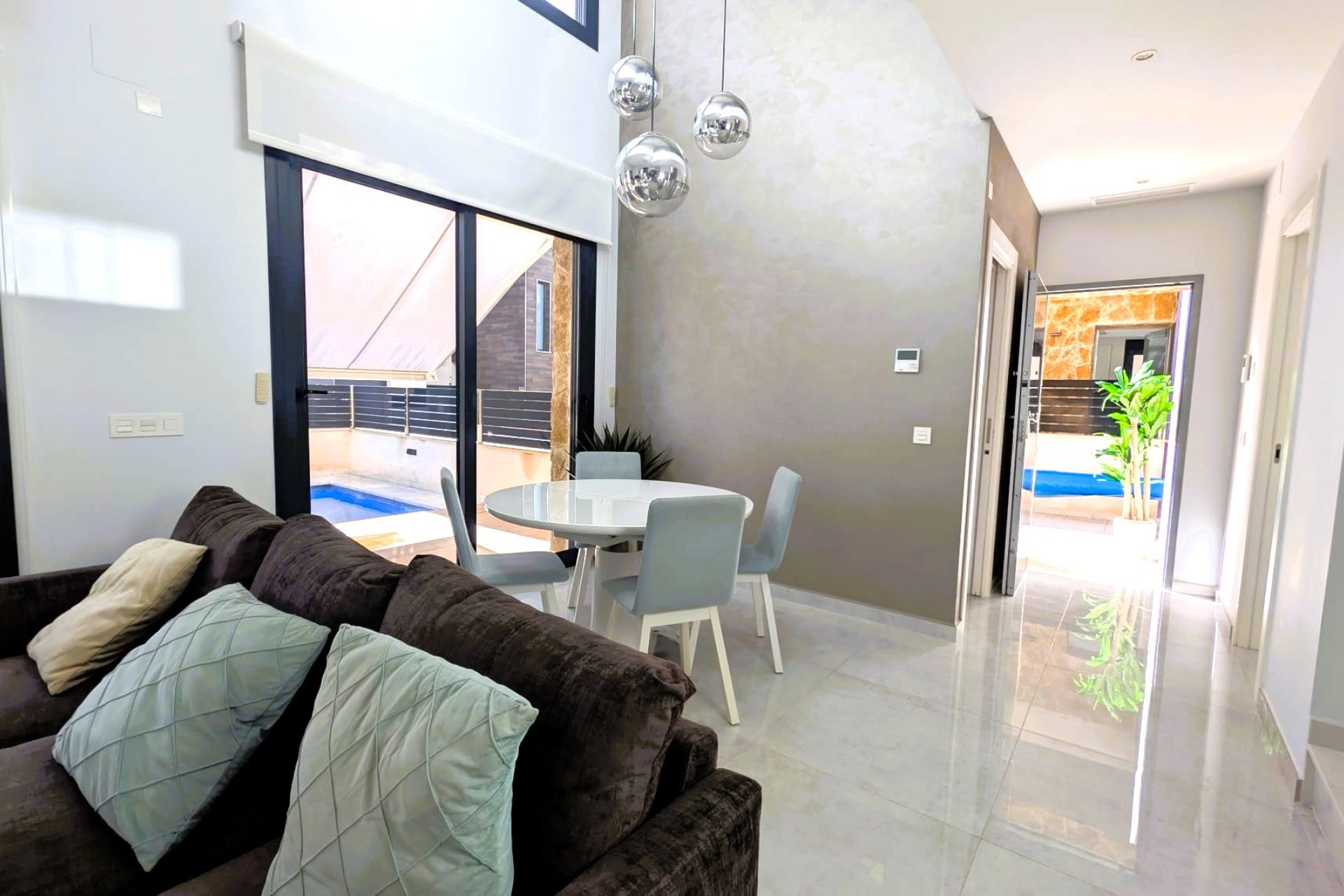 Wiederverkauf - Villa -
Cabo Roig - Lomas de Cabo Roig