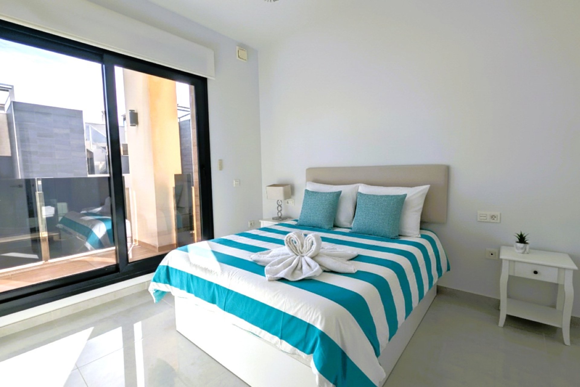 Wiederverkauf - Villa -
Cabo Roig - Lomas de Cabo Roig