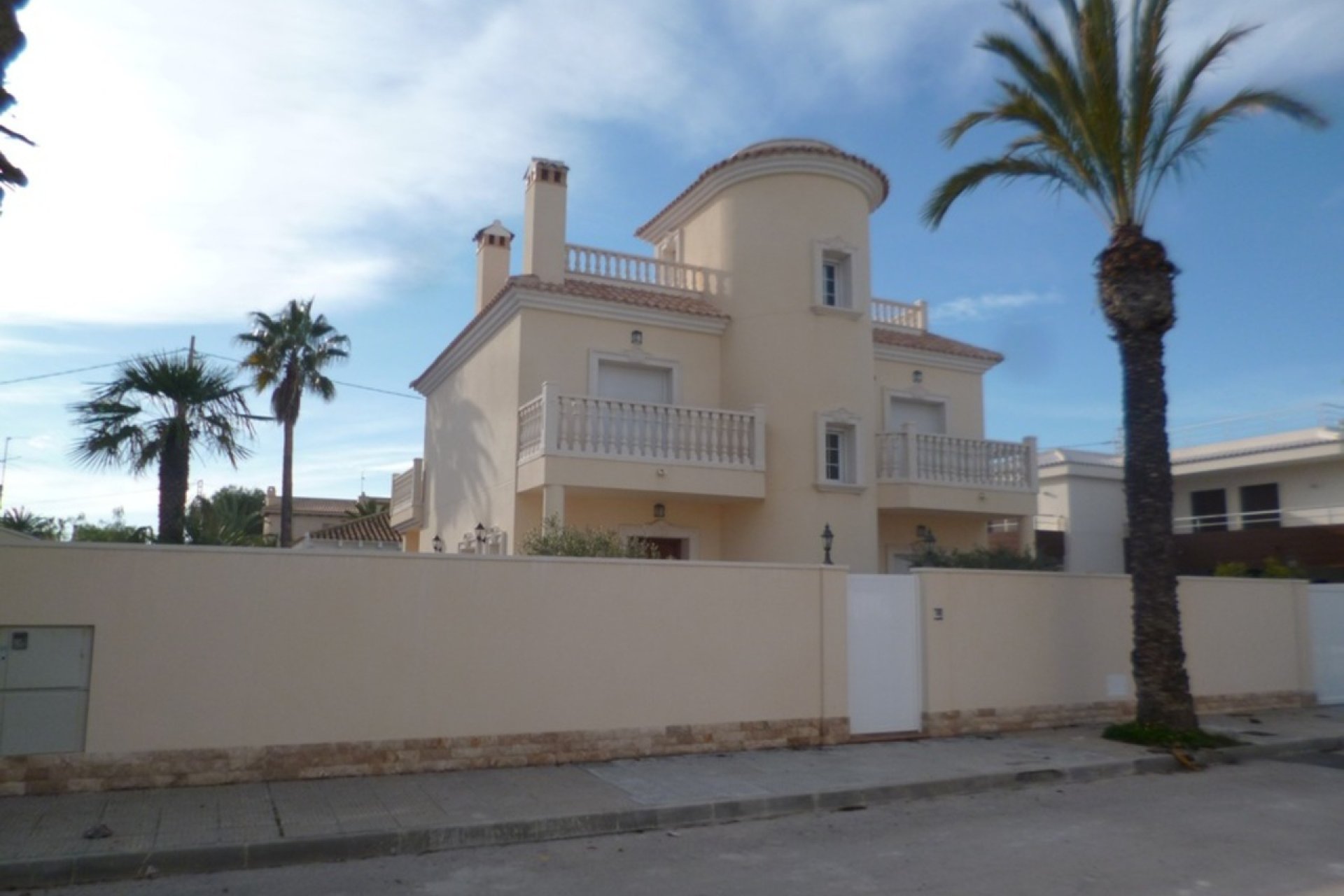 Wiederverkauf - Villa -
Cabo Roig