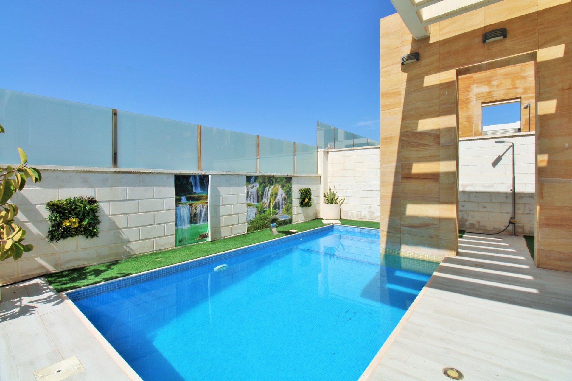 Wiederverkauf - Villa -
Cabo Roig