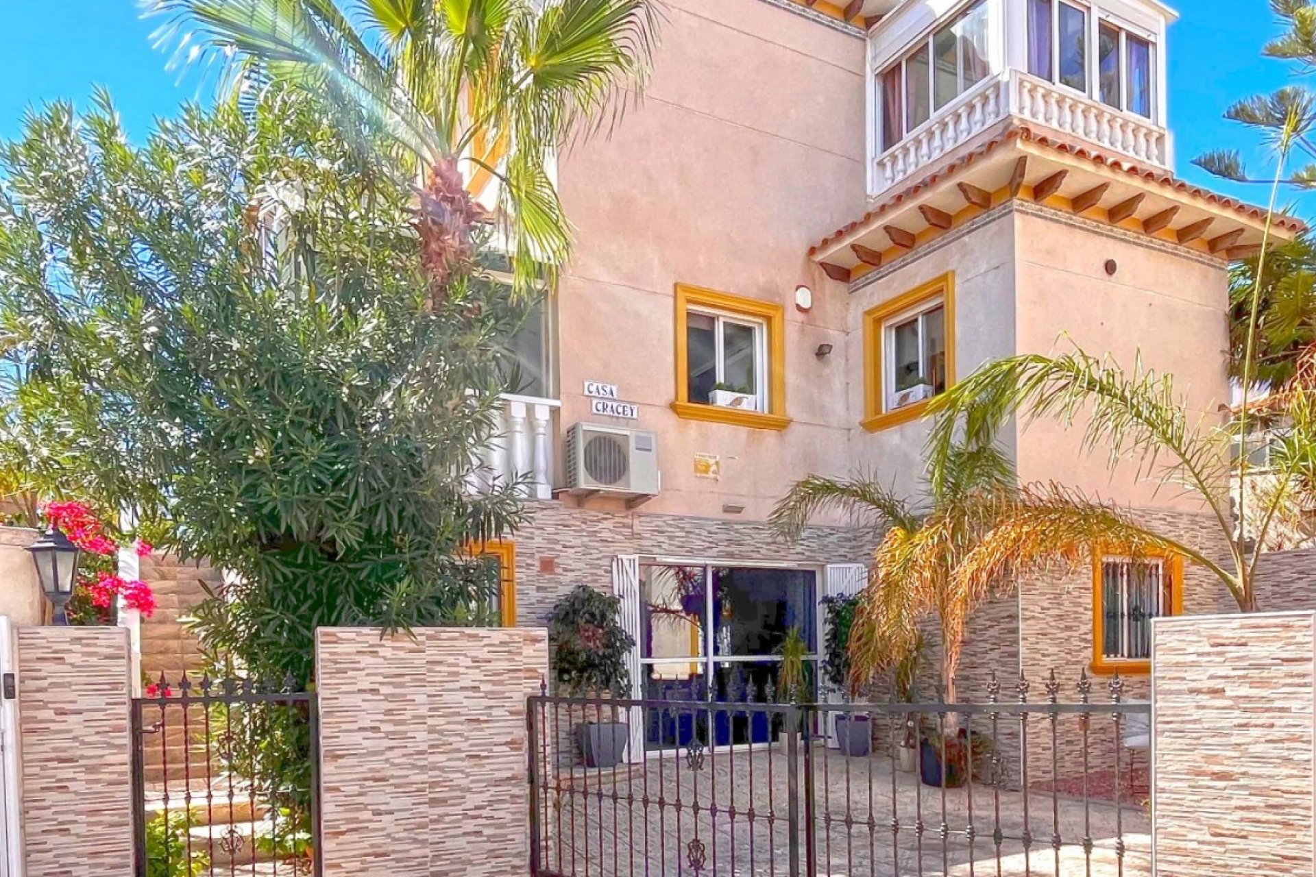 Wiederverkauf - Villa -
La Zenia - Costa Blanca