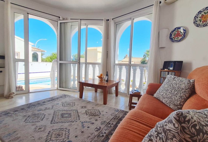 Wiederverkauf - Villa -
Orihuela Costa - La Florida