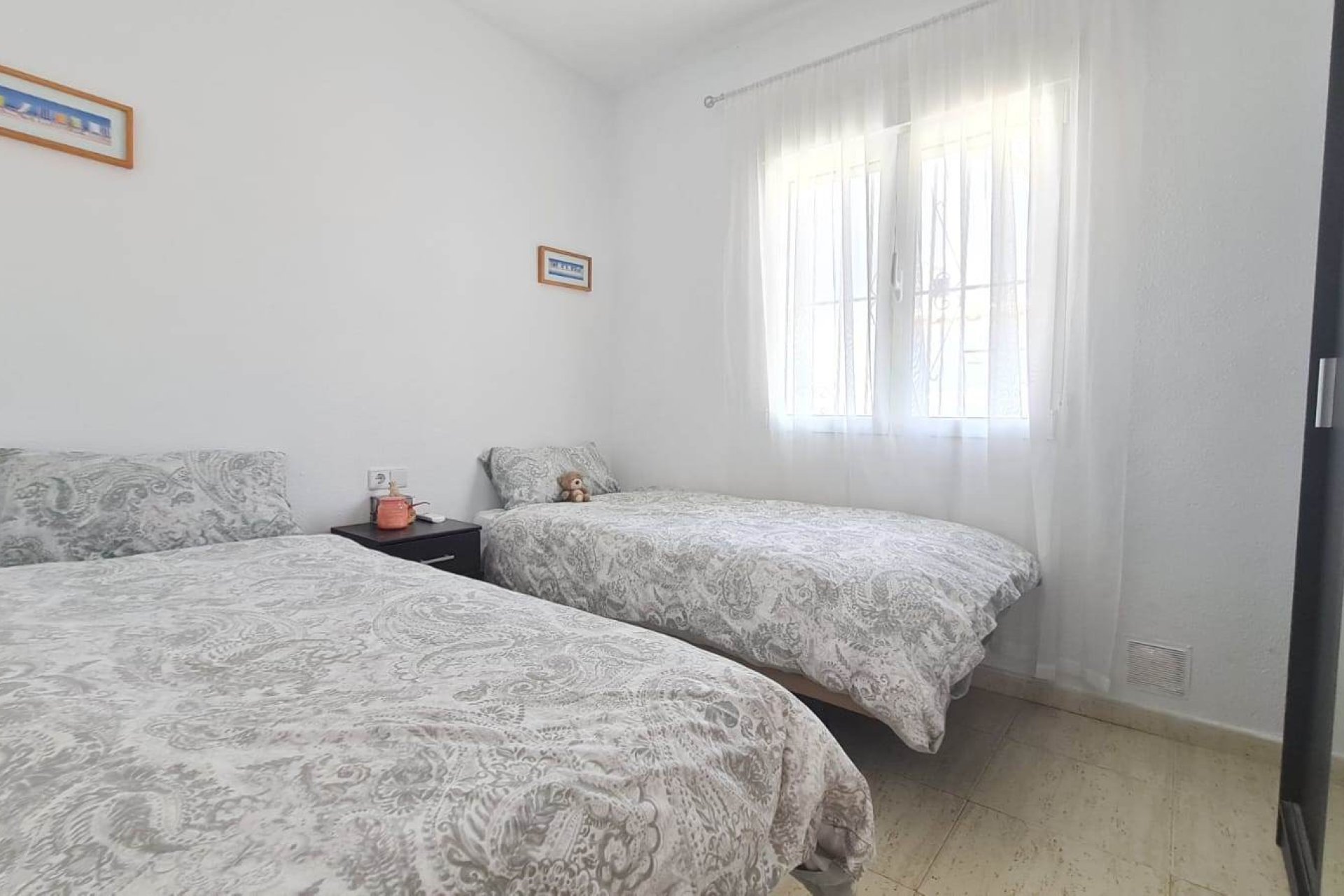 Wiederverkauf - Villa -
Orihuela Costa - La Florida