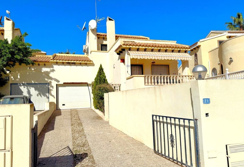 Wiederverkauf - Villa -
Orihuela Costa - Las Ramblas