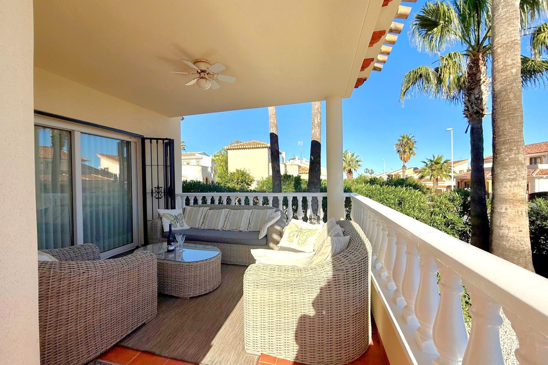 Wiederverkauf - Villa -
Orihuela Costa - Los Dolses