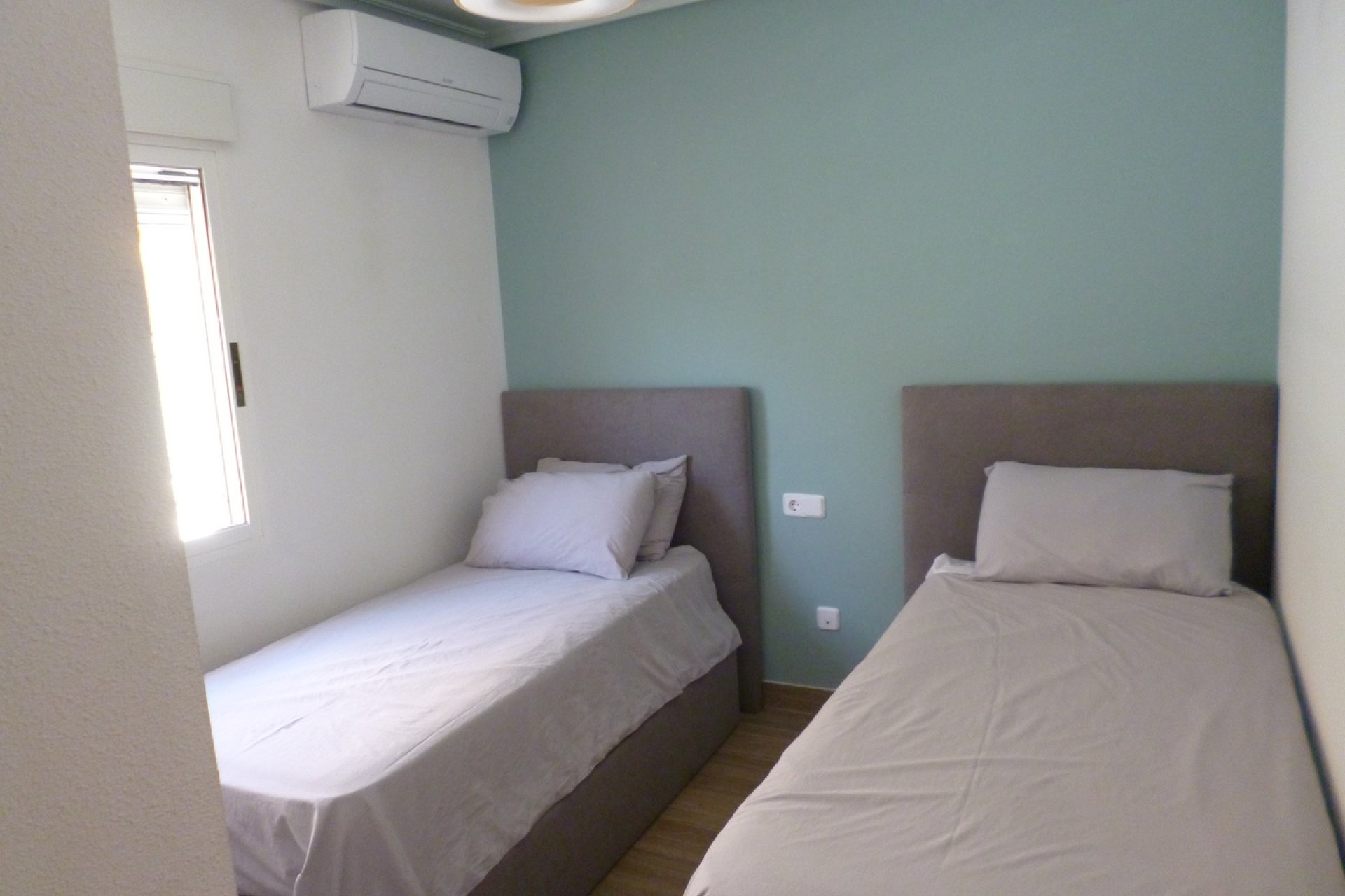 Wiederverkauf - Villa -
Pilar de la Horadada