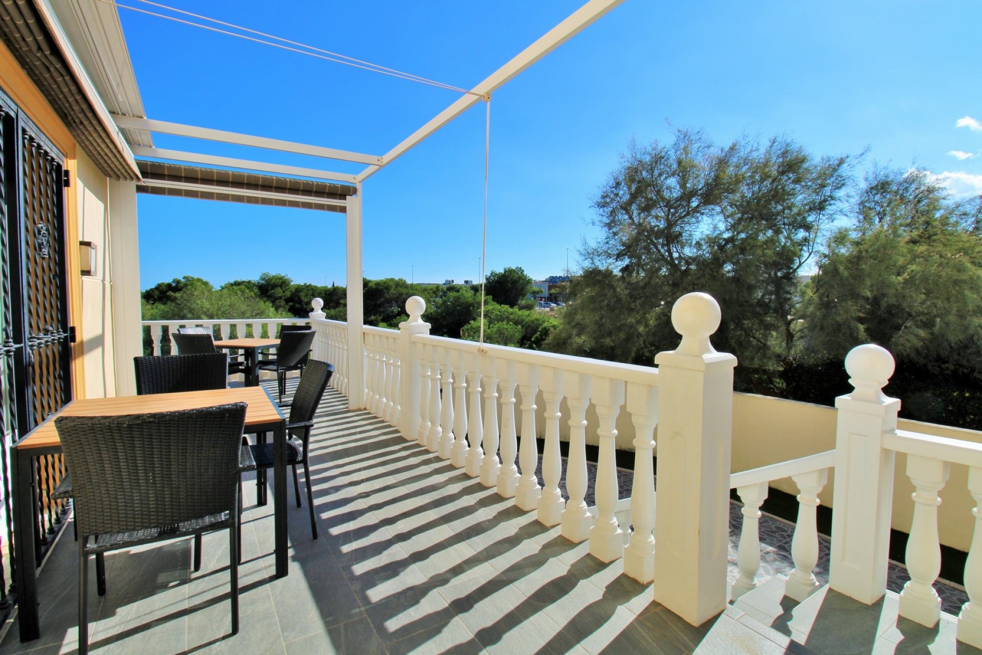 Wiederverkauf - Villa -
Playa Flamenca