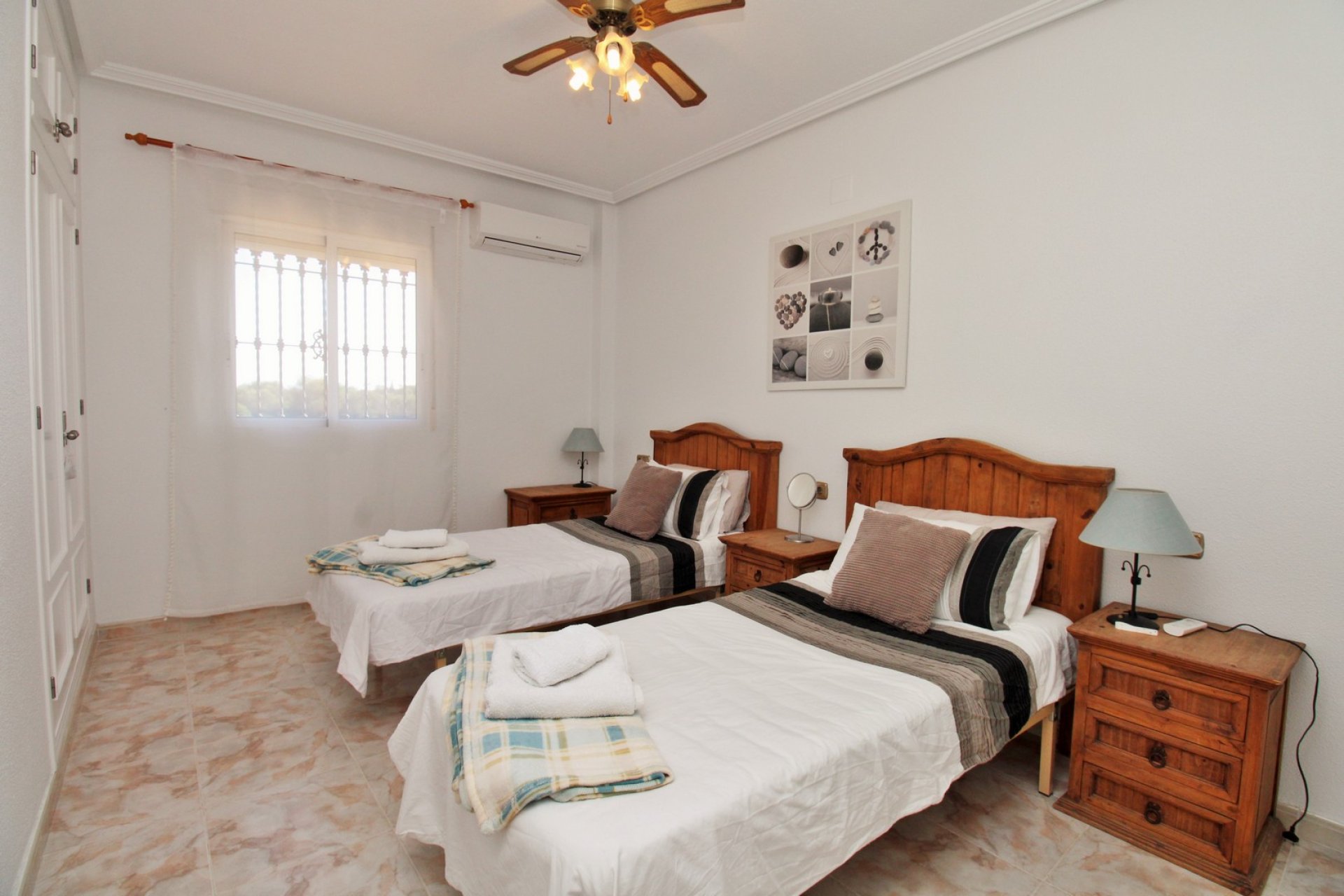 Wiederverkauf - Villa -
Playa Flamenca