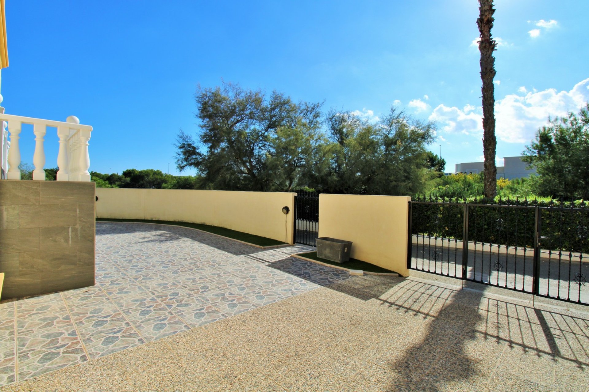 Wiederverkauf - Villa -
Playa Flamenca