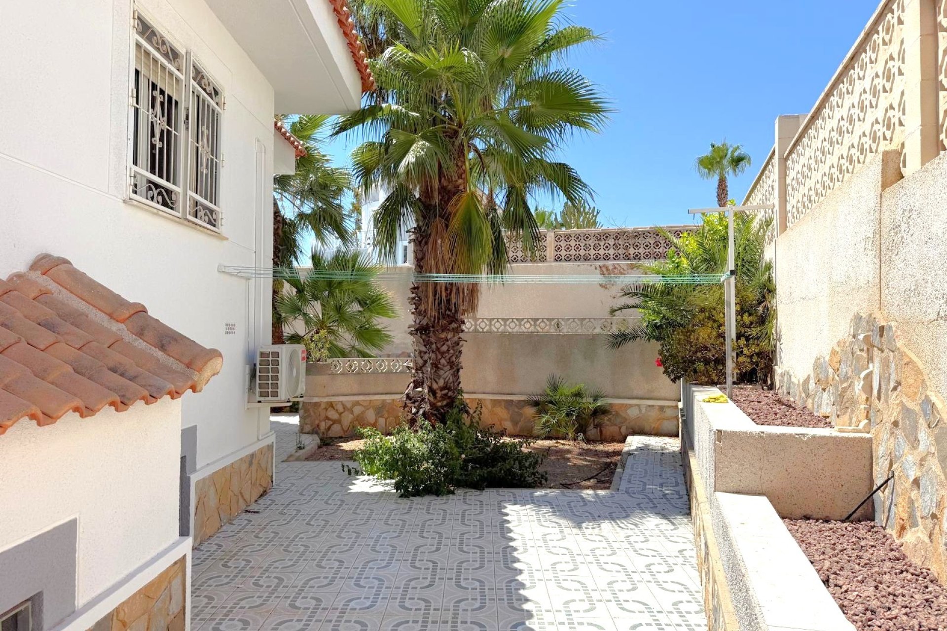 Wiederverkauf - Villa -
San Miguel de Salinas - Blue Lagoon