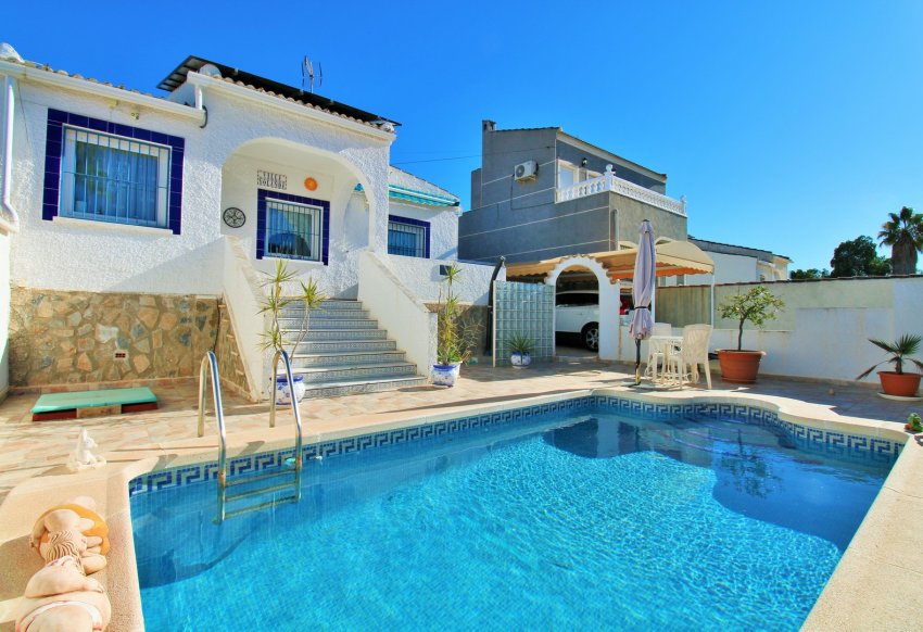 Wiederverkauf - Villa -
Torrevieja - El Chaparral