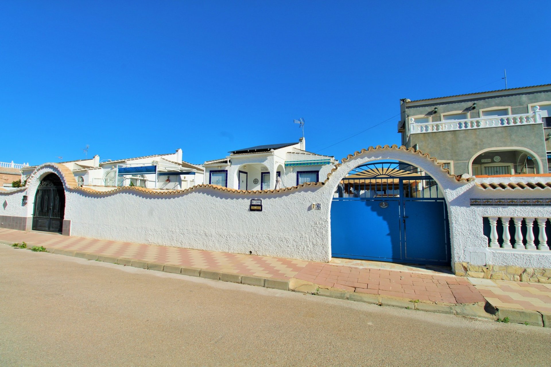 Wiederverkauf - Villa -
Torrevieja - El Chaparral