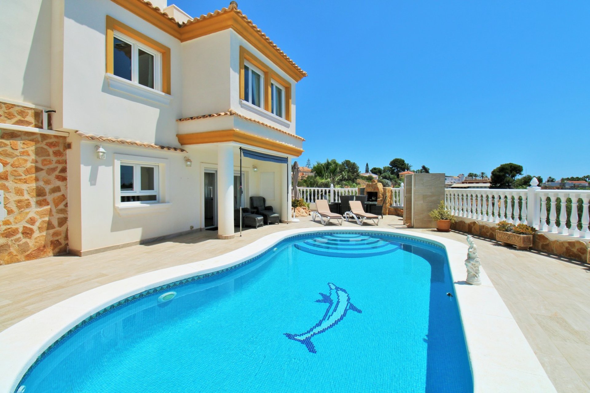 Wiederverkauf - Villa -
Villamartín - Los Dolses
