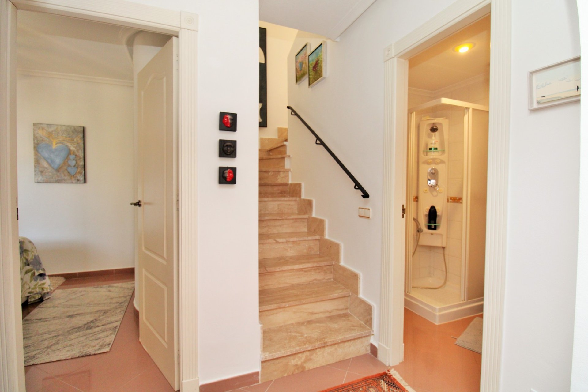 Wiederverkauf - Villa -
Villamartín - Los Dolses